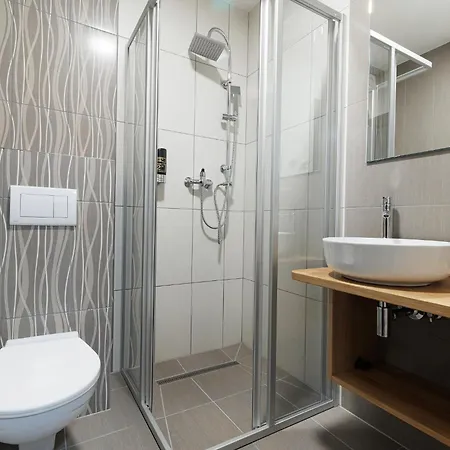 بيت ضيافة Rholl & Restaurant 3*